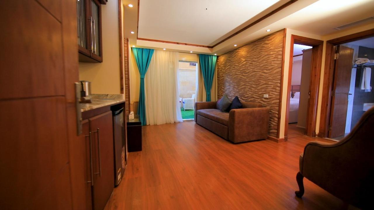 Villa 14 Suites Місто ім. 6 Жовтня Екстер'єр фото