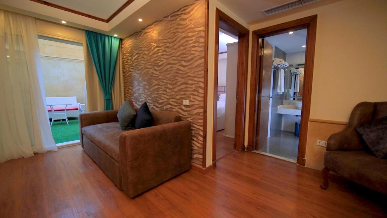 Villa 14 Suites Місто ім. 6 Жовтня Екстер'єр фото